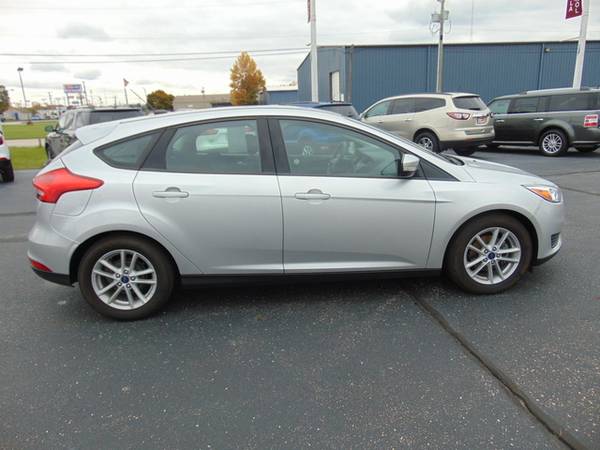 2018 Ford Focus SE - cars & trucks - by dealer - vehicle automotive... for sale in Elkhart, IN – photo 19