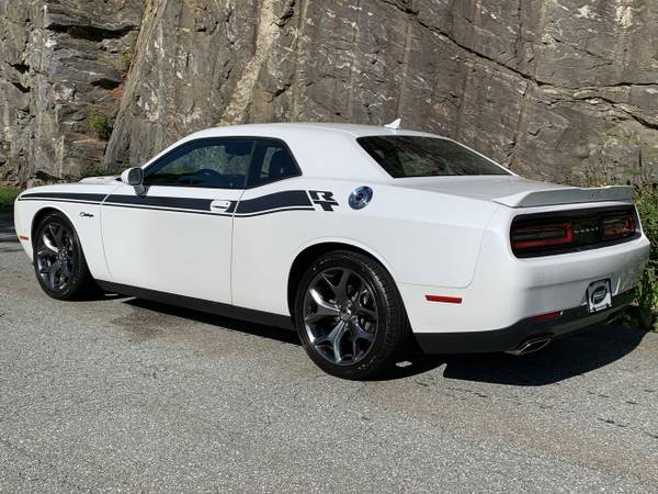 2015 Dodge Challenger R/T - cars & trucks - by dealer - vehicle... for sale in Tyngsboro, MA – photo 12