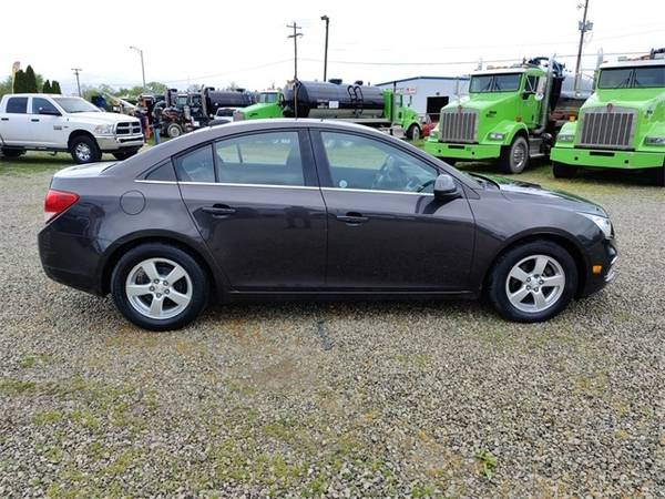 2016 Chevrolet Cruze Limited 1LT - - by dealer for sale in Chillicothe, WV – photo 4