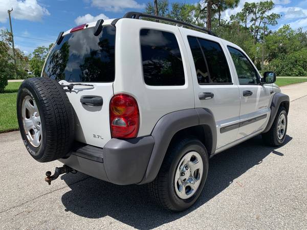 2003 Jeep Liberty 99k miles for sale in Fort Myers, FL – photo 5