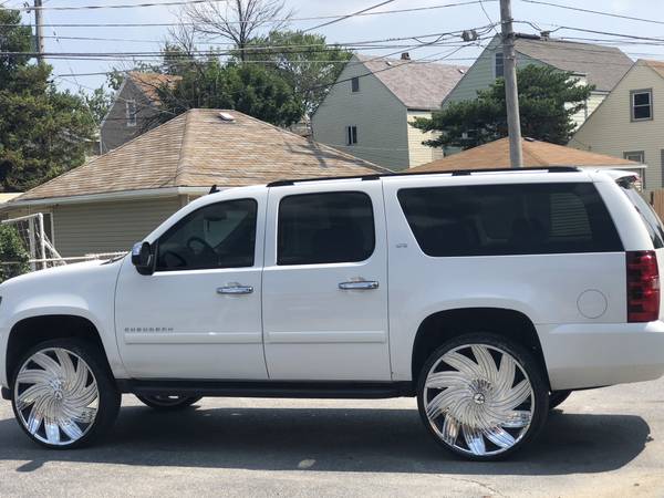 Set of 28s for Yukon/Tahoe/Suburban for sale in Chicago, IL – photo 13
