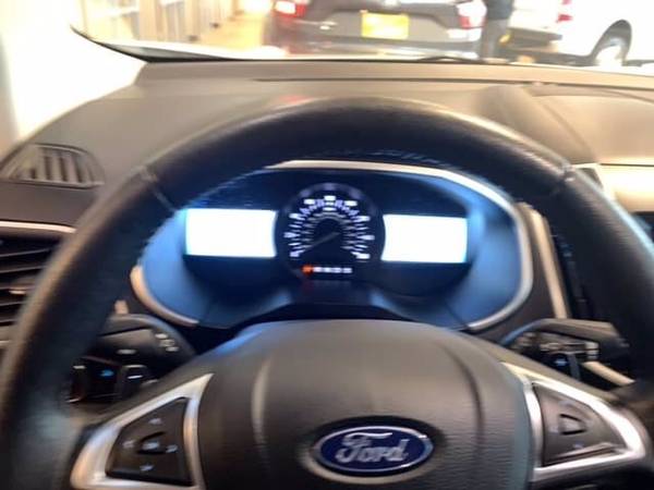 2018 Ford Edge SEL - cars & trucks - by dealer - vehicle automotive... for sale in Boone, IA – photo 14