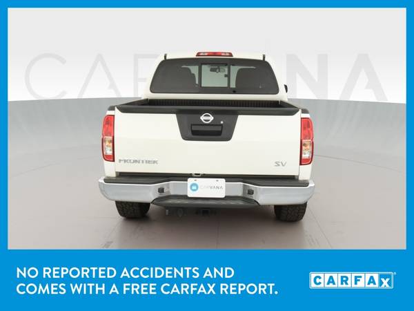 2018 Nissan Frontier Crew Cab SV Pickup 4D 5 ft pickup White for sale in Imperial Beach, CA – photo 7