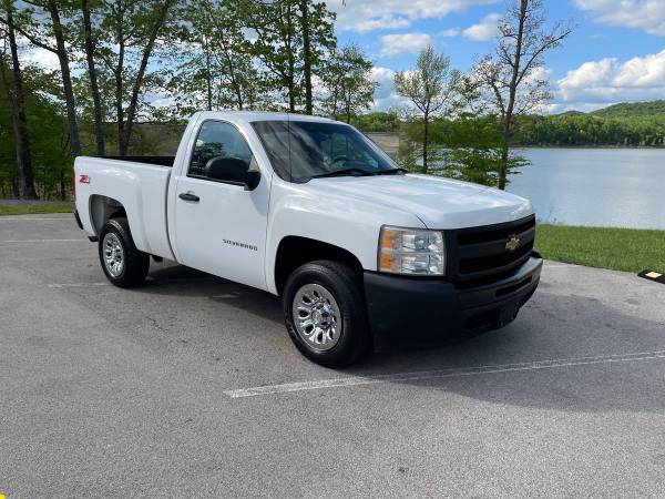 2010 Chevy Silverado - LOW MILES - NEW TIRES - CHECK OUT PHOTOS for sale in Salt Lick, OH – photo 22
