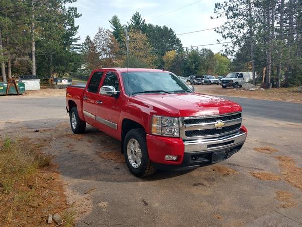 2010 Chevrolet, Chevy Silverado 1500 LT1 Crew Cab 4WD Financing... for sale in northern WI, WI – photo 2