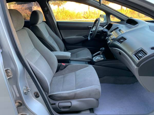 Honda Civic LX *VERY CLEAN .. GREAT COMMUTER * - cars & trucks - by... for sale in Ontario, CA – photo 19