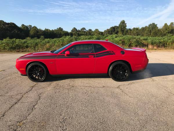 2015 DODGE CHALLENGER R/T PLUS * LOW MILES * CLEAN TITLE for sale in Commerce, GA – photo 2