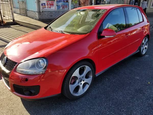 VW GOLF GTI 2.0 TURBO ONLY 65K MILES CLEAN TITLE for sale in Beverly Hills, CA – photo 2