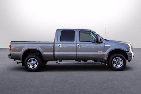 2005 Ford F-350 LOW MILES F350 Diesel 4x4 4WD Lariat Truck - cars &... for sale in Lynnwood, AK – photo 4