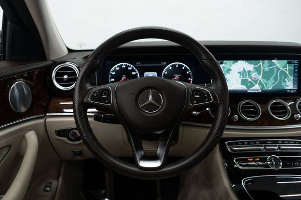 2018 Mercedes-Benz E-Class E 300 4MATIC Sedan for sale in Gaithersburg, District Of Columbia – photo 17