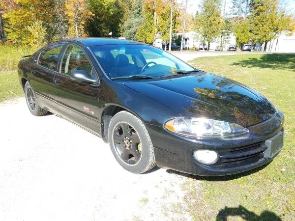 2001 Dodge Intrepid R/T - 3.5 H.O., sunroof and wing for sale in Chassell, MI – photo 2