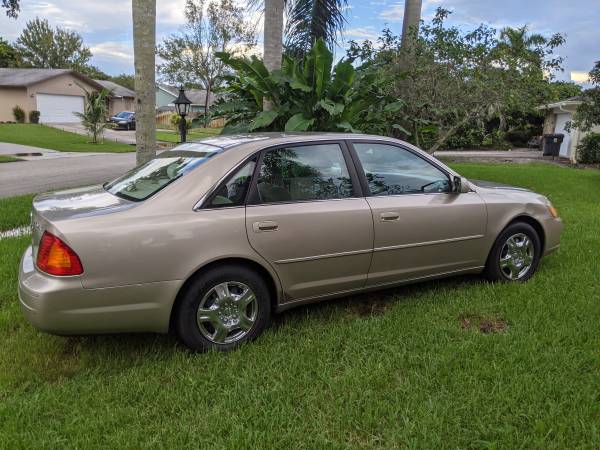**SOLD** toyota Avalon 2000 Good Condition - cars & trucks - by... for sale in Lake Worth, FL – photo 3
