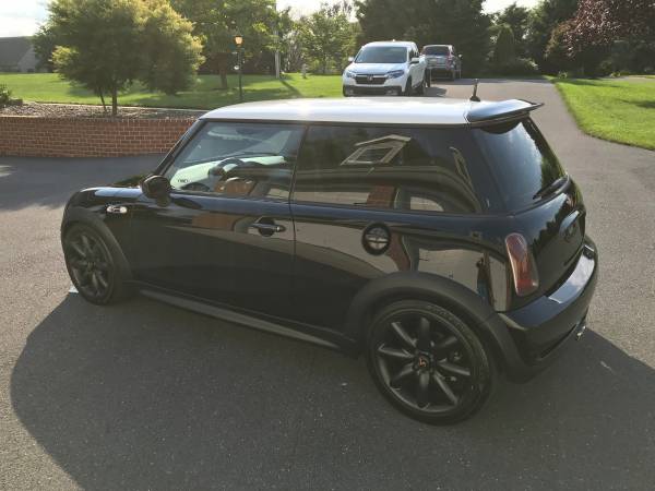 Not your sisters 03 Mini Cooper S for sale in Quincy, PA – photo 2