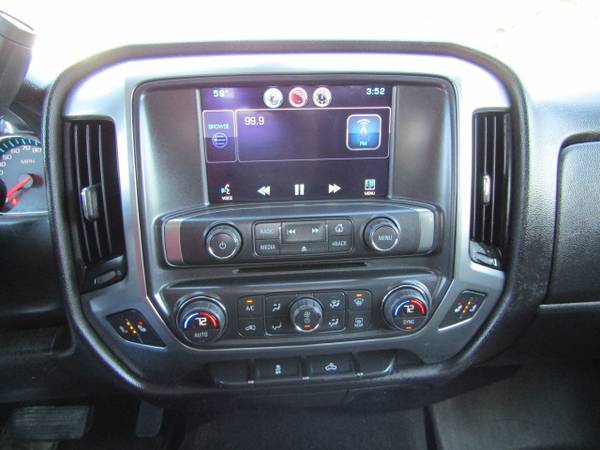 2015 Chevrolet Silverado 2500HD/4WD Crew Cab 153 7 LT - cars & for sale in New Glarus, WI – photo 16