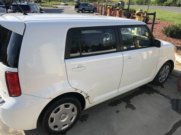 2009 Scion XB 5 speed manual for sale in Weaverville, NC – photo 4