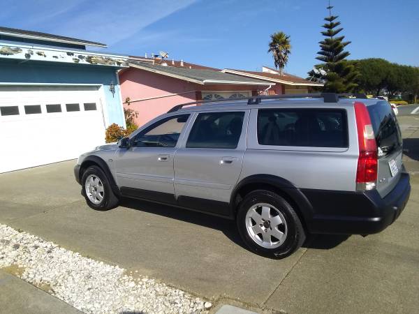 2001 Volvo XC70 Cross Country Wagon (Awd) Low Miles 3rd/Row Seat -... for sale in San Francisco, CA – photo 4