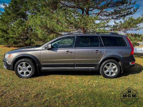 2008 VOLVO XC70 - cars & trucks - by dealer - vehicle automotive sale for sale in Oak Grove, MN – photo 2