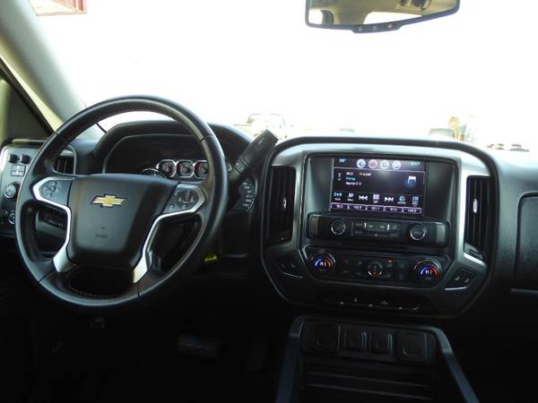 2016 Chevrolet Silverado 1500 LT Crew Cab 4WD - cars & trucks - by... for sale in Dayton, MN – photo 14