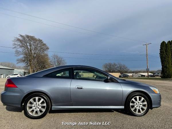 2007 Honda Accord EX-L V-6 Coupe AT 5-Speed Automatic - cars & for sale in Fort Atkinson, WI – photo 2