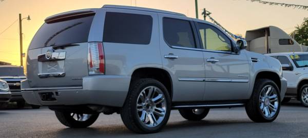 2011 CADILLAC ESCALADE AWD - - by dealer - vehicle for sale in El Paso, TX – photo 5