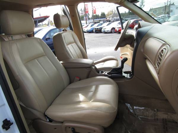 2002 Oldsmobile Bravada AWD *WHITE* 72K MILES RARE FIND !! - cars &... for sale in Milwaukie, OR – photo 18