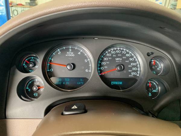 2010 Chevrolet Avalanche! LTZ! 4WD! Htd Lthr! Bckup Cam! 99k Miles! for sale in Suamico, WI – photo 7