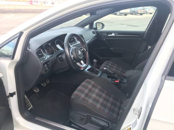 2017 Volkswagen Golf GTI, 6-speed, 20K Miles - - by for sale in Saratoga Springs, NY – photo 7