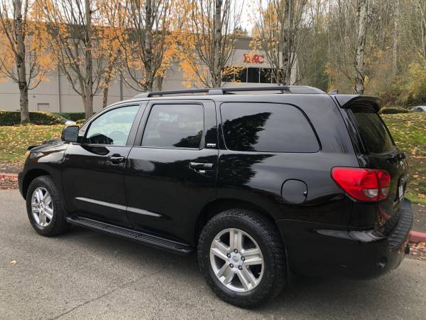 2016 Toyota Sequoia SR5 4WD --Leather, Sunroof, Bluetooth,... for sale in Kirkland, WA – photo 7