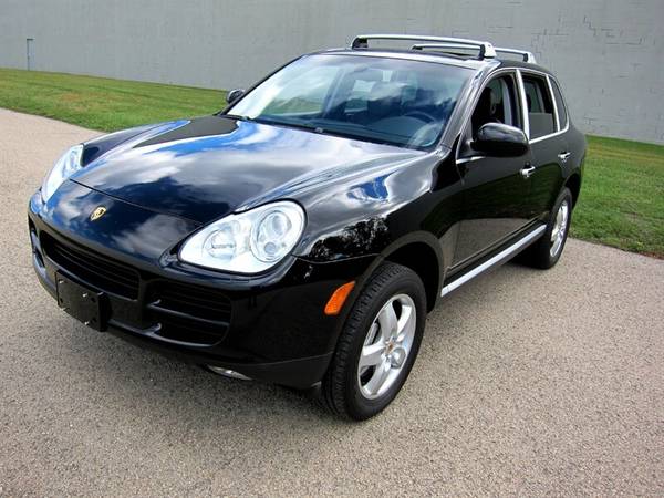 2006 Porsche Cayenne S -- All Wheel Drive ** LOW Miles ** Desirable Bl for sale in Madison, WI – photo 10