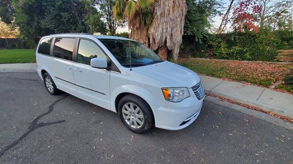 2014 Chrysler Town & Country - Financing Available! - cars & trucks... for sale in Tracy, CA – photo 14