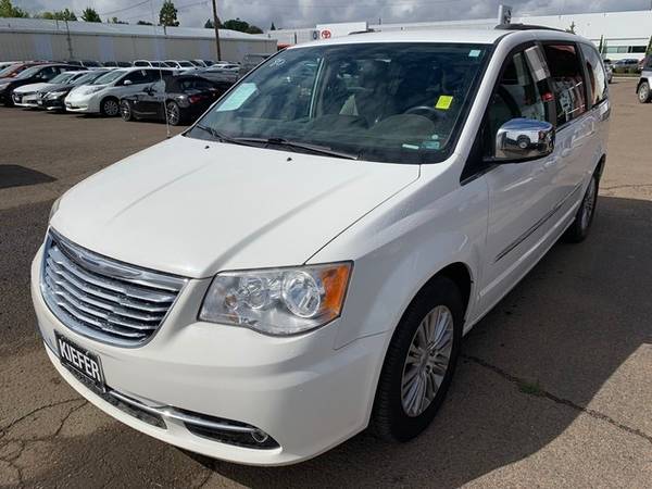 2013 Chrysler Town & Country 4dr Wgn Touring-L Minivan, Passenger for sale in Corvallis, OR – photo 2
