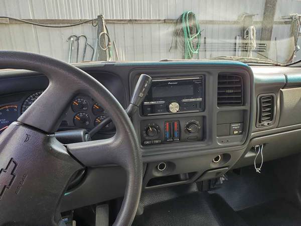 2003 GMC 3500 utility - cars & trucks - by dealer - vehicle... for sale in Kenner, LA – photo 8