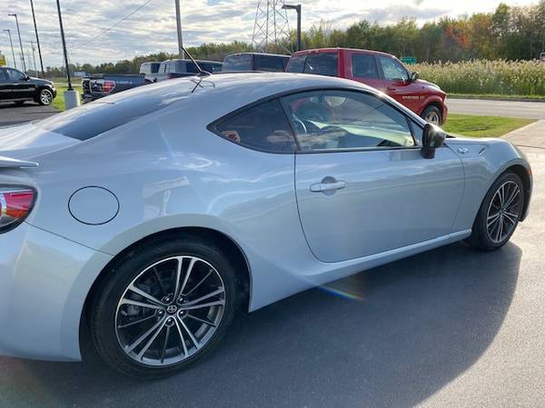 2013 Scion FRS! 10 Series! 6 Speed Manual! Non Smoker! Bluetooth! for sale in Suamico, WI – photo 21