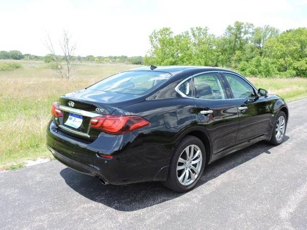 2015 Infiniti Q70 4dr Sdn V6 AWD - cars & trucks - by dealer -... for sale in Hartford, IL – photo 7