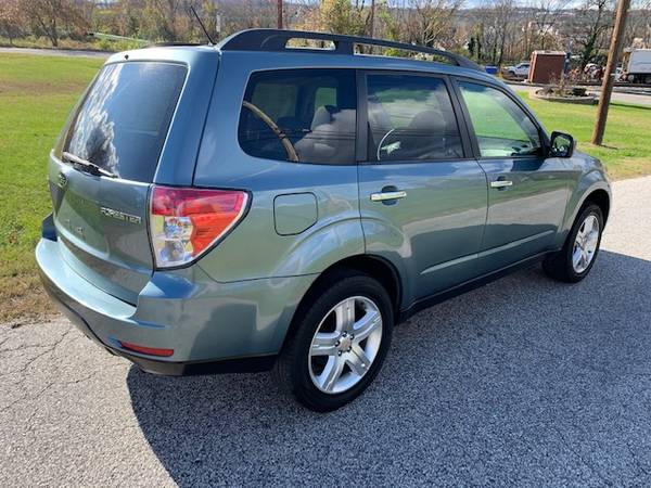 2010 SUBARU FORESTER 2.5X PREMIUM AWD FULLY SERVICED LOW MILES -... for sale in Halethorpe, MD – photo 9