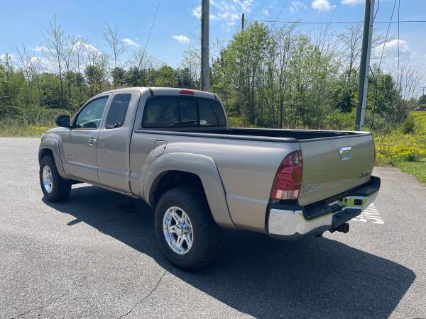 2007 TOYOTA TACOMA 4X4 PICKUP TRUCK - - by dealer for sale in Forest, VA – photo 4