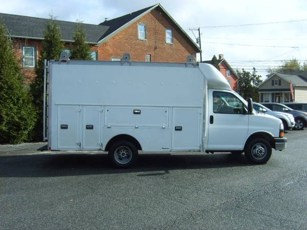 2008 GMC Savana G3500 Cargo - cars & trucks - by dealer - vehicle... for sale in Fogelsville, PA – photo 5