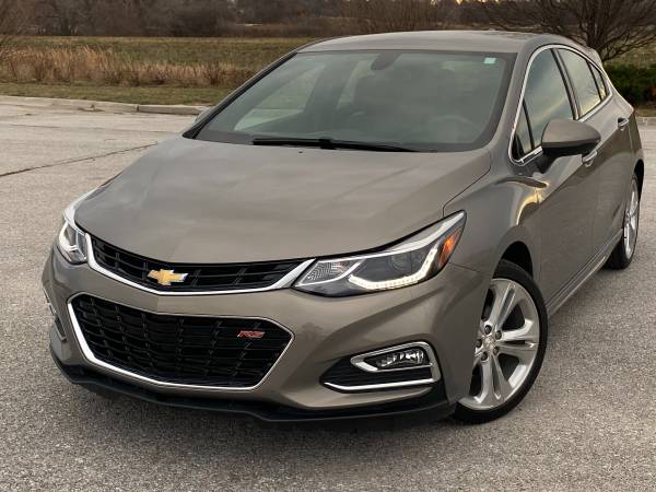 2017 Chevrolet Cruze Premier RS ***24K MILES ONLY*** - cars & trucks... for sale in Omaha, IA – photo 3