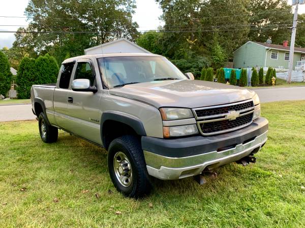 07 Chevy Silverado 2500HD Extended Cab Work Truck, 6.5ft Bed for sale in Mystic, CT – photo 7