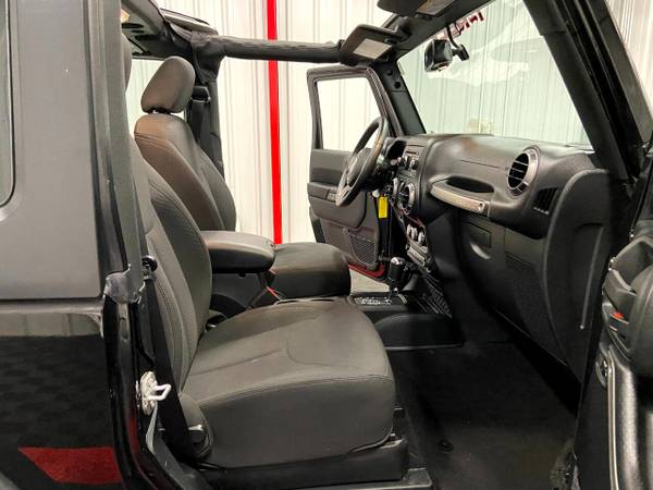 2018 Jeep Wrangler JK Utility Sport hatchback Black for sale in Branson West, AR – photo 18