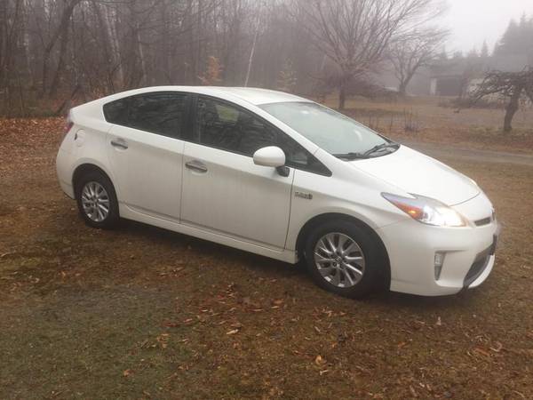 2012 Prius Plug-in Hybrid - cars & trucks - by owner - vehicle... for sale in Anson, ME – photo 5
