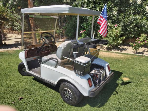 Golf Cart 2 seat 36 volt club car new batteries - - by for sale in Palm Desert , CA – photo 3