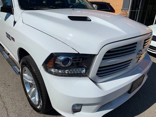 2016 RAM Ram Pickup 1500 Sport 4x4 4dr Crew Cab 5.5 ft. SB Pickup for sale in Louisville, KY – photo 17