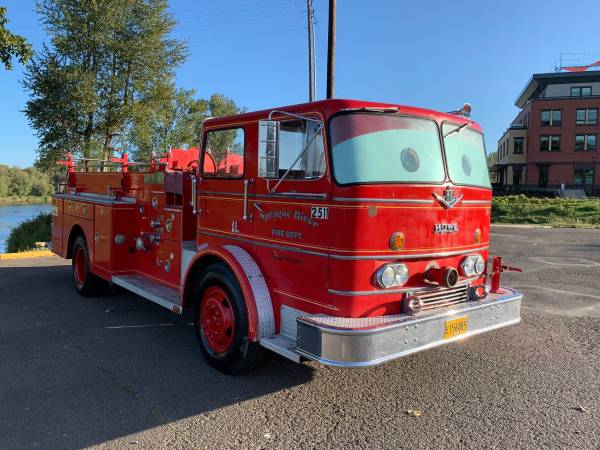🚨1965 INTERNATIONAL HOWE FIRE TRUCK 🚨 "RED"🚨 FROM DISNEY CARS MOVIE for sale in Independence, OR – photo 7