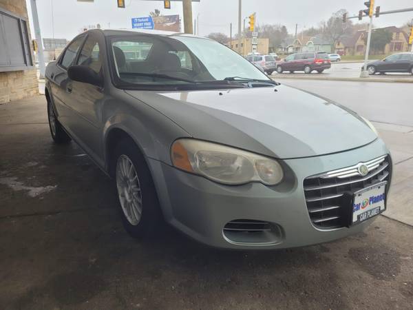 2005 CHRYSLER SEBRING - - by dealer - vehicle for sale in MILWAUKEE WI 53209, WI – photo 3