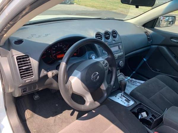 2009 Nissan Altima - cars & trucks - by dealer - vehicle automotive... for sale in Fredericksburg, District Of Columbia – photo 10