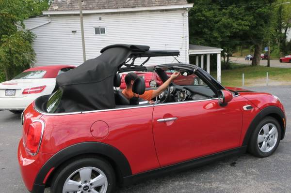 2016 MINI Roadster Turbo Convertible - cars & trucks - by dealer -... for sale in Pittsburgh, OH – photo 14