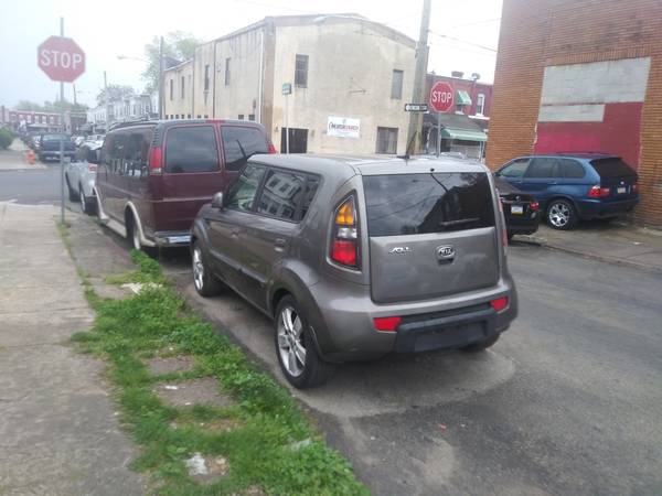 REDUCED 4500 2010 KIA SOUL WITH 134K MILES WAS 5000 - cars & for sale in Elkins Park, PA – photo 5