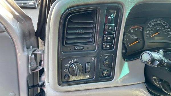 2005 GMC Sierra 2500 SLT 90 DAYS NO PAYMENTS OAC! 4dr Crew Cab SLT for sale in Portland, OR – photo 20