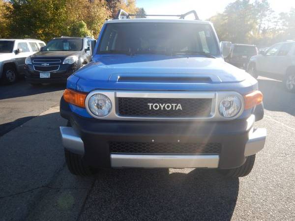 2007 Toyota FJ Cruiser - Low Rates Available! - cars & trucks - by... for sale in Oakdale, MN – photo 2